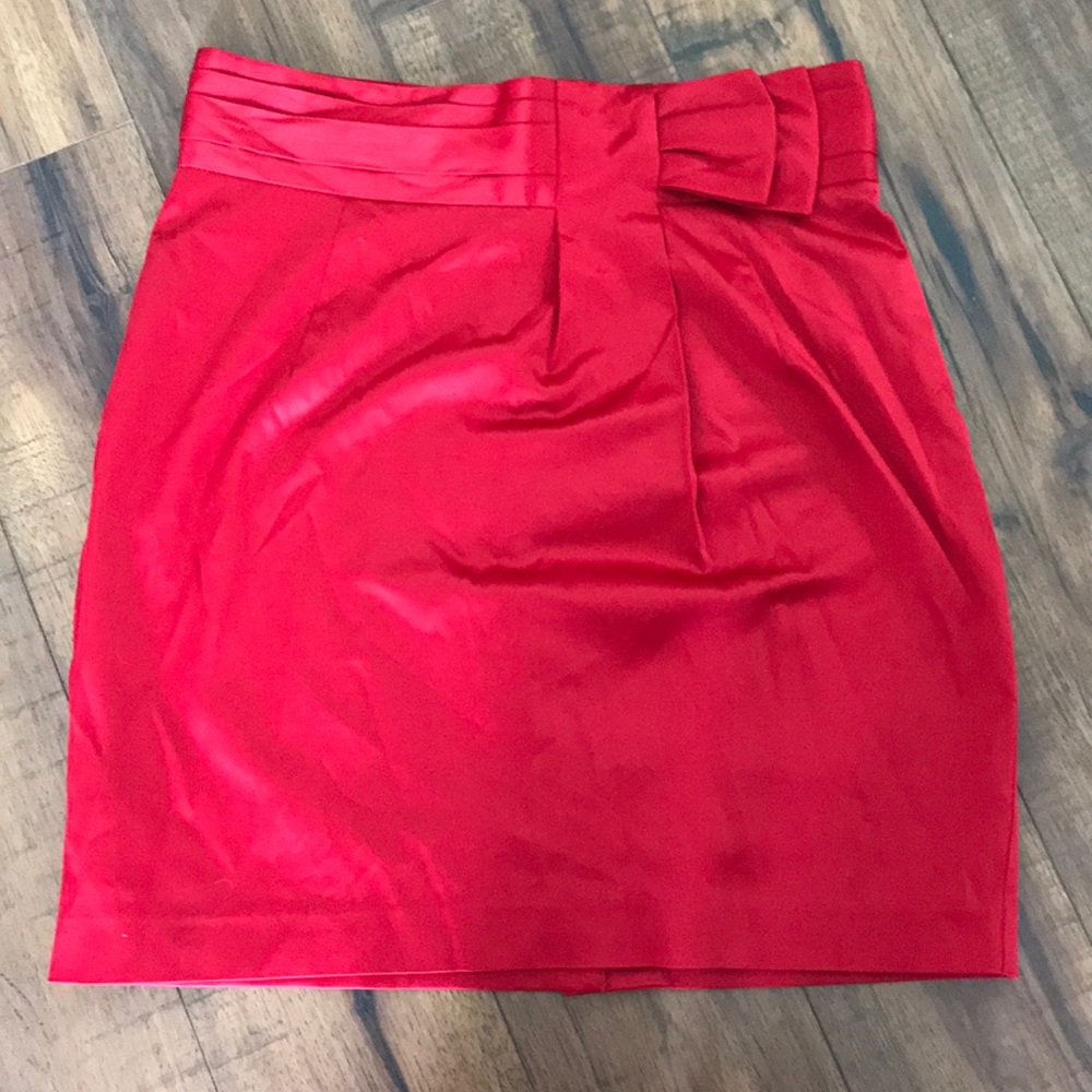 Forever 21 red holiday bow pencil skirt